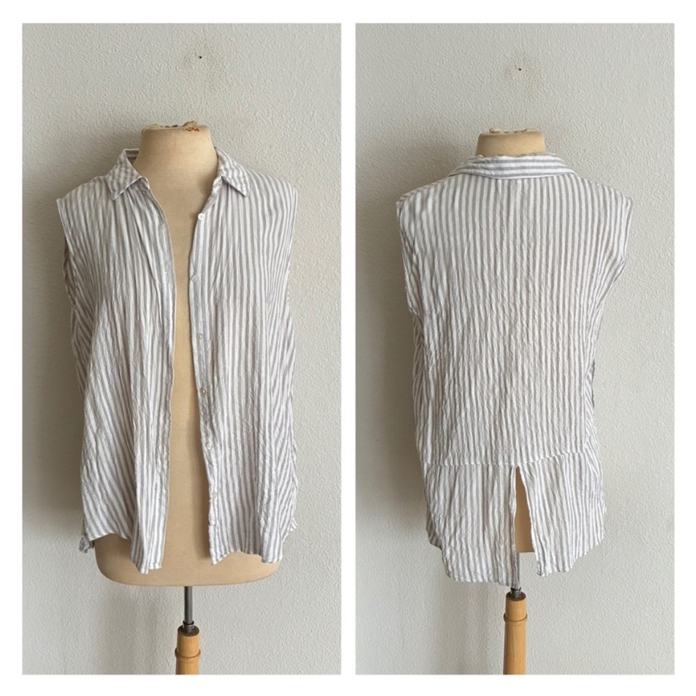 ❤️$10 WAS $25 Jane & Delancey striped sleeveless button down